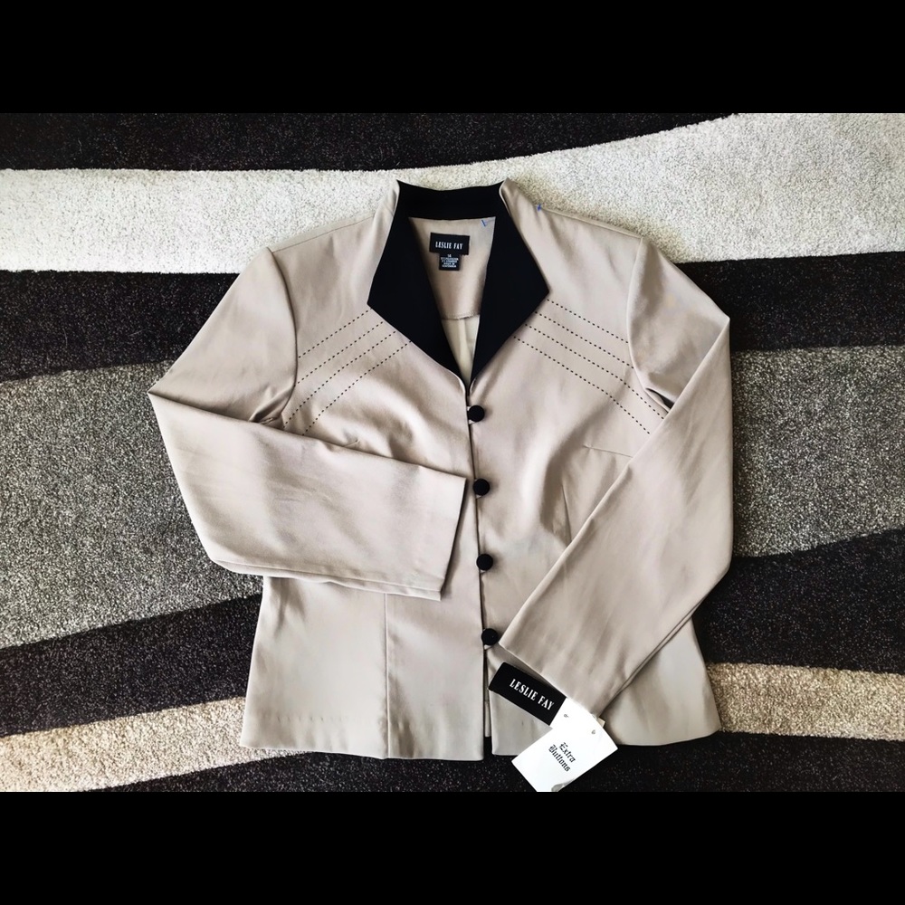 Ladies Suede Jacket - Picture 2 of 2